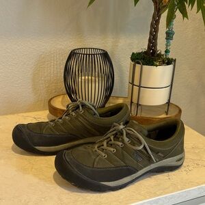 KEEN Women's Olive Green Hiking Shoes